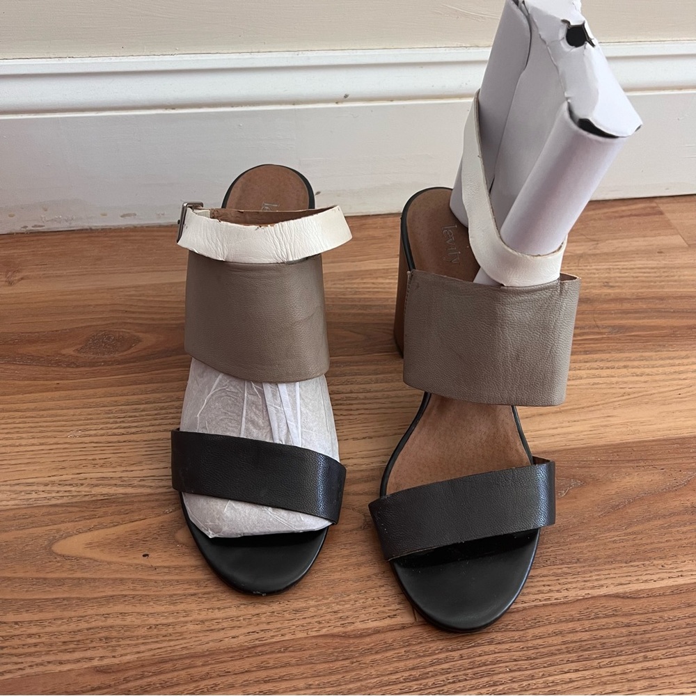 Women’s Color Block heels - Picture 4 of 4
